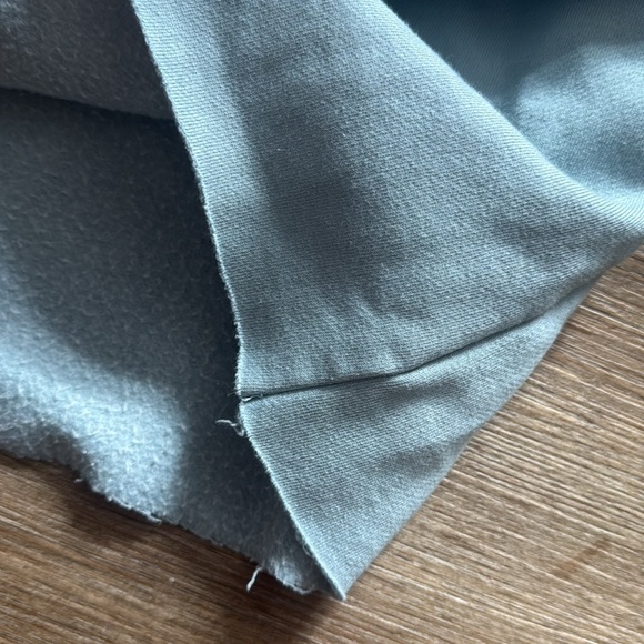 Vissla crop sweatshirt - Picture 5 of 9